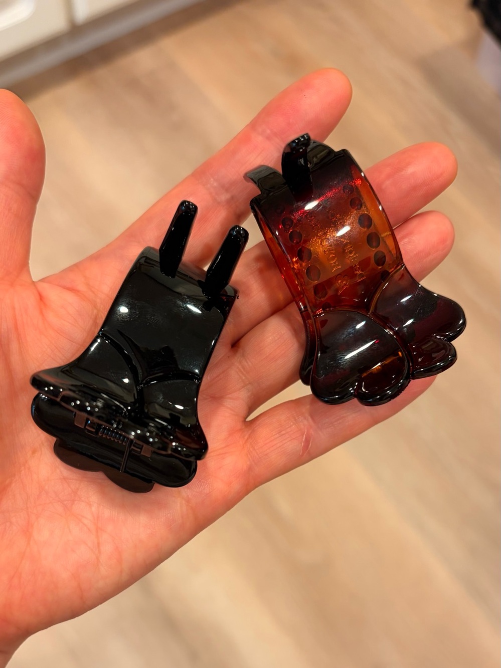 🎀 4pcs Acrylic Hair Jaw Claw Clips | Cellulose Acetate Black & Tortoise Finish